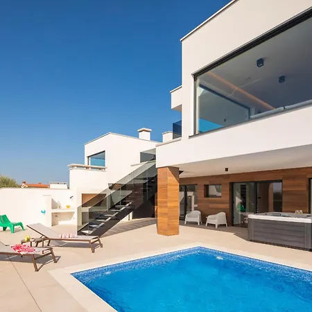 Vivi Rent - Old Olive Iv Villa
