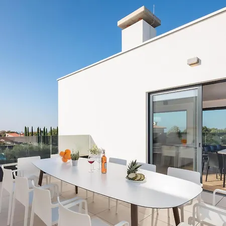 Vivi Rent - Old Olive Iv Vodnjan